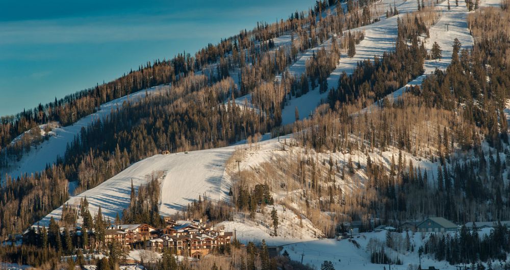 Unbeatable slopeside location. Photo: Stein Eriksen Lodge - image_2